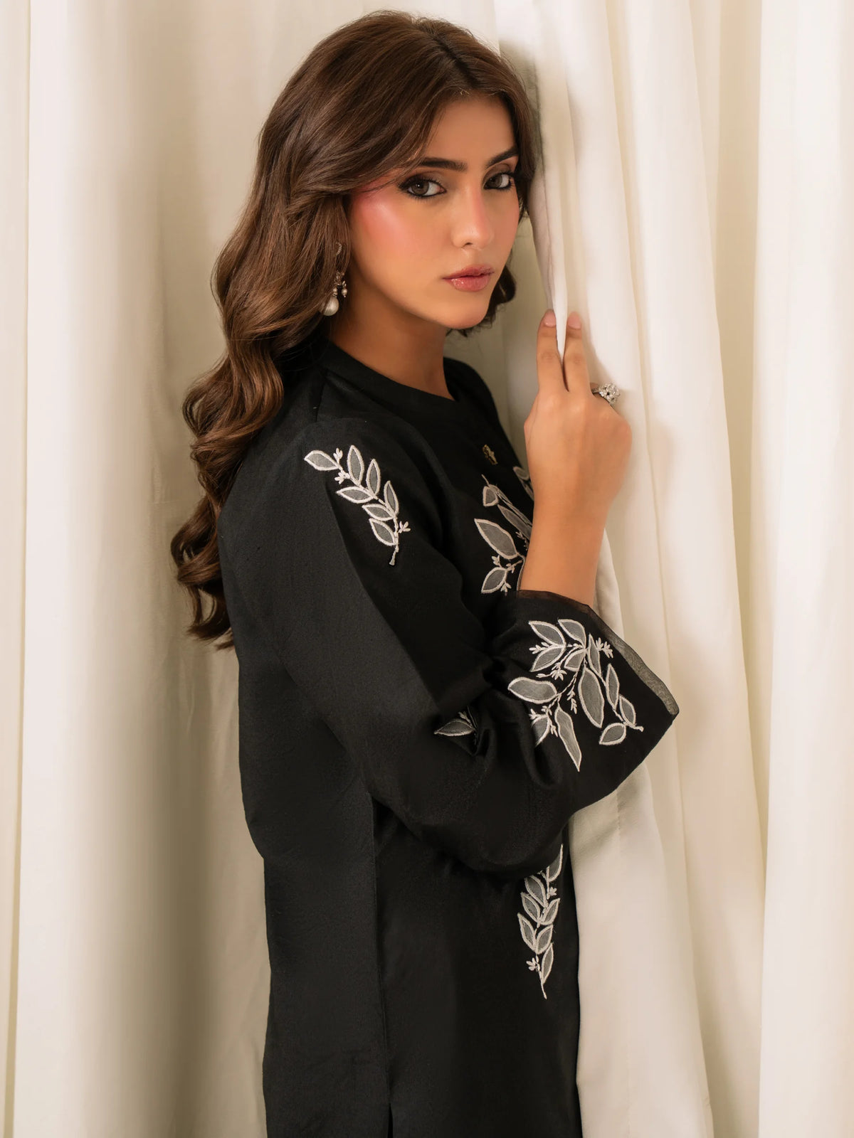 Midnight Botanica