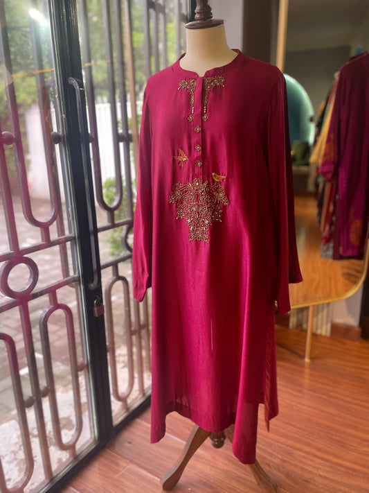 Maroon Muse - Ready to deliver
